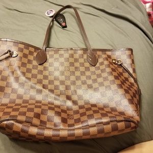Louis Vuitton neverfull